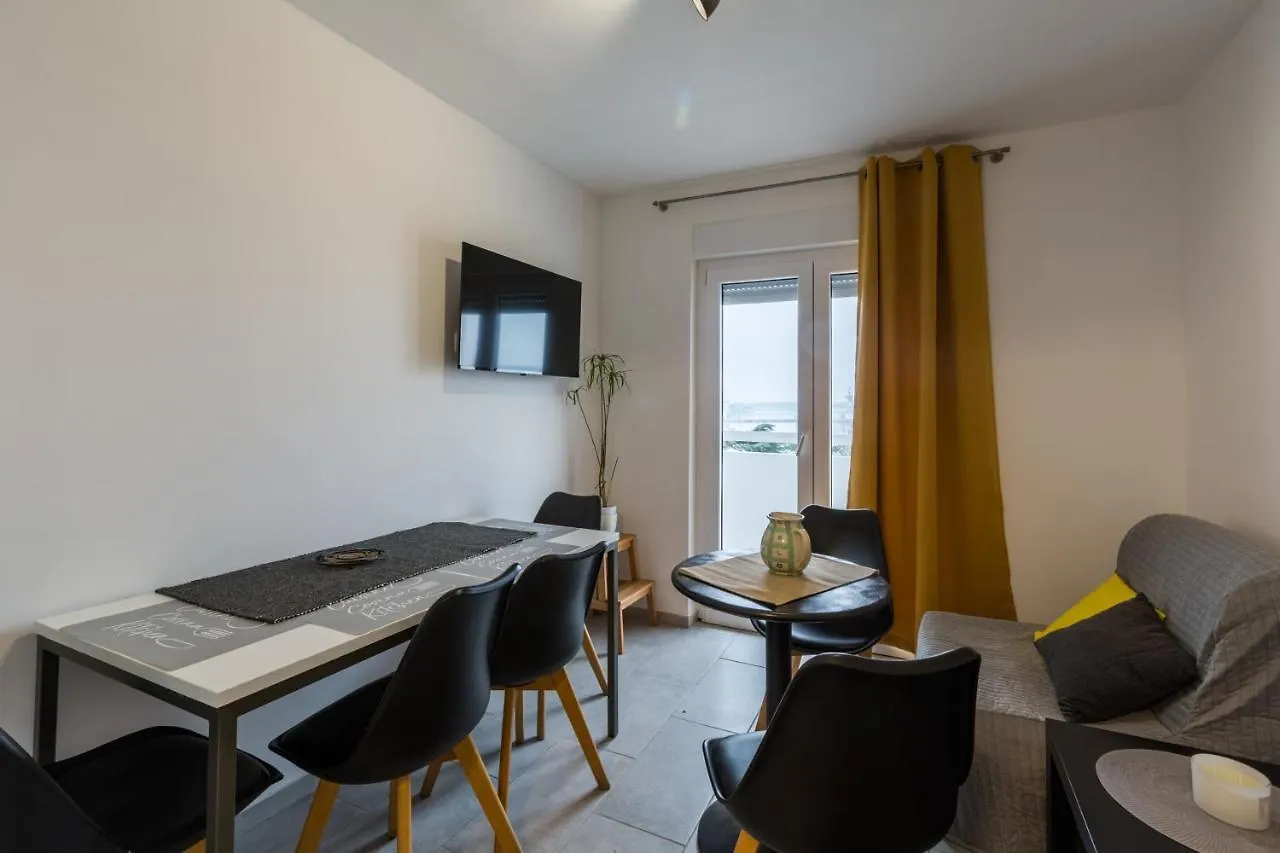 App Sophia Apartment Pula